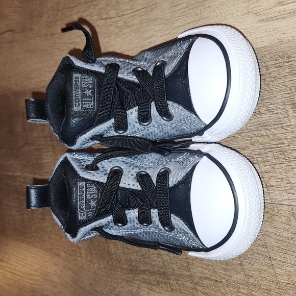 Converse All Star Unisex Chuck Taylor Gray Blackstreet Mid Top Sneakers. - Picture 2 of 8